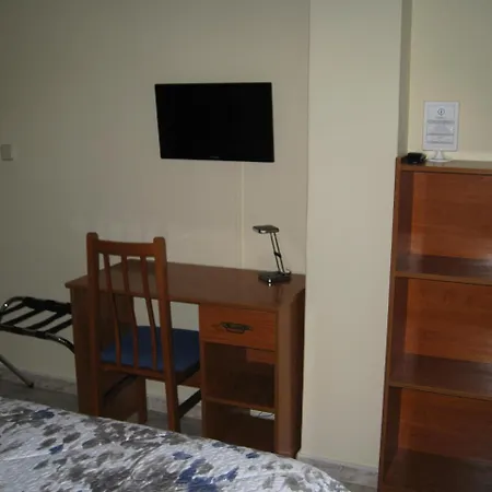 Roma א-קורוניה